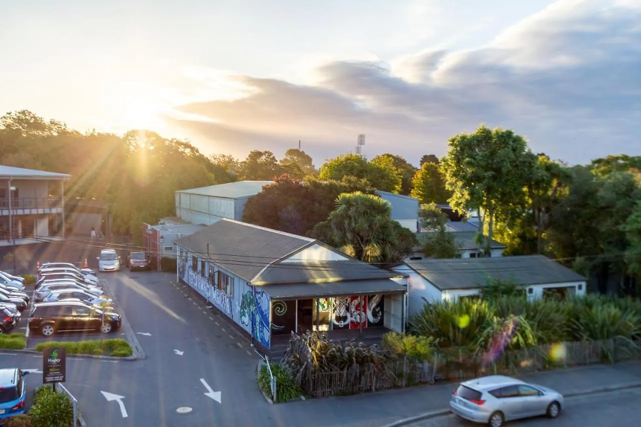Modern 3 Bed Overlooking Hagley Park Κράισττσερτς Διαμέρισμα